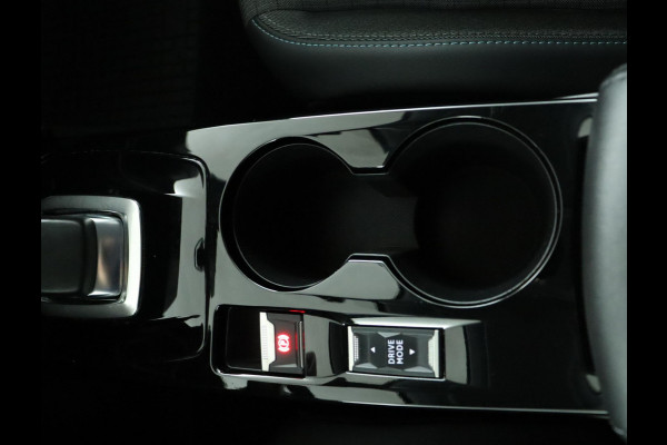 Peugeot e-208 EV Allure Pack 50 kWh|SOH 90%|Camera|Stoelverwarming Peugeot e-208 EV Allure Pack 50 kWh|SOH 90%|Camera|Stoelverwarming