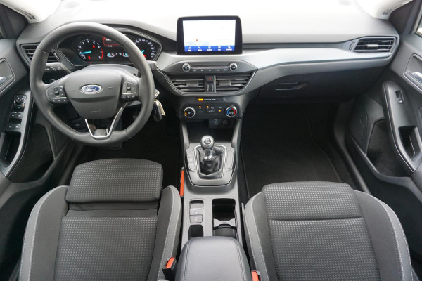 Ford FOCUS Wagon 1.0 EcoBoost 125PK Hybrid Connected/Comfortstoel/ Trekhaak afneembaar.