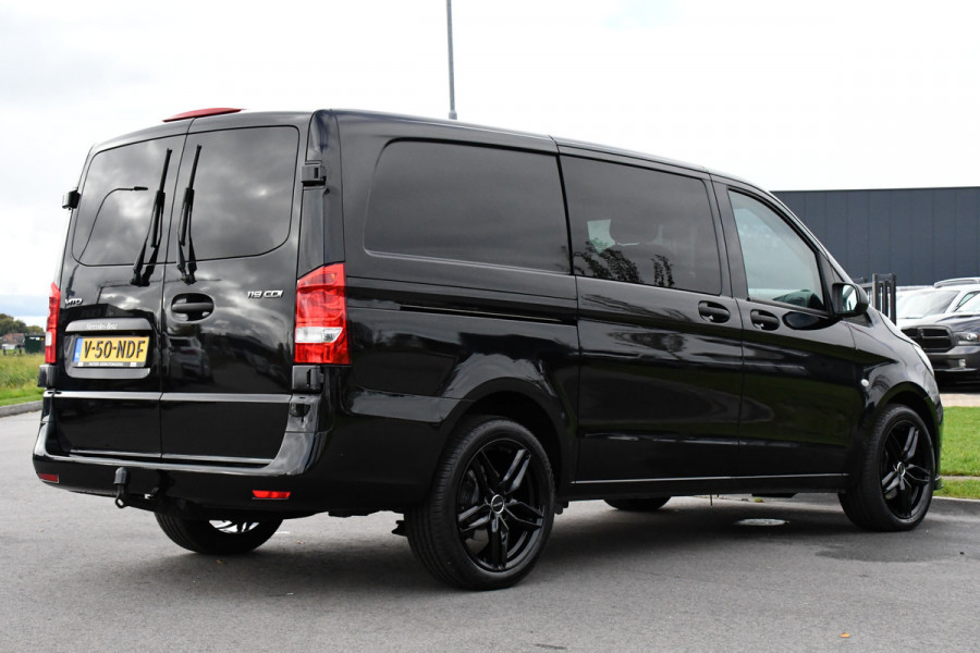 Mercedes-Benz Vito 119 CDI L2 DC Black Edition Camera, Cruise, LED, Carplay, Automaat, Stoelverwarming, 190pk, Trekhaak, Uniek! Mercedes-Benz Vito 119 CDI L2 DC Black Edition Camera, Cruise, LED, Carplay, Automaat, Stoelverwarming, 190pk, Trekhaak, Uniek!