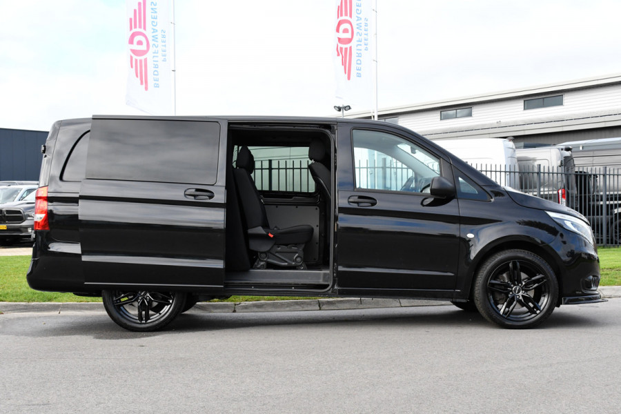 Mercedes-Benz Vito 119 CDI L2 DC Black Edition Camera, Cruise, LED, Carplay, Automaat, Stoelverwarming, 190pk, Trekhaak, Uniek! Mercedes-Benz Vito 119 CDI L2 DC Black Edition Camera, Cruise, LED, Carplay, Automaat, Stoelverwarming, 190pk, Trekhaak, Uniek!
