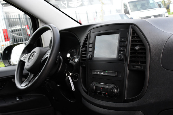 Mercedes-Benz Vito 119 CDI L2 DC Black Edition Camera, Cruise, LED, Carplay, Automaat, Stoelverwarming, 190pk, Trekhaak, Uniek! Mercedes-Benz Vito 119 CDI L2 DC Black Edition Camera, Cruise, LED, Carplay, Automaat, Stoelverwarming, 190pk, Trekhaak, Uniek!