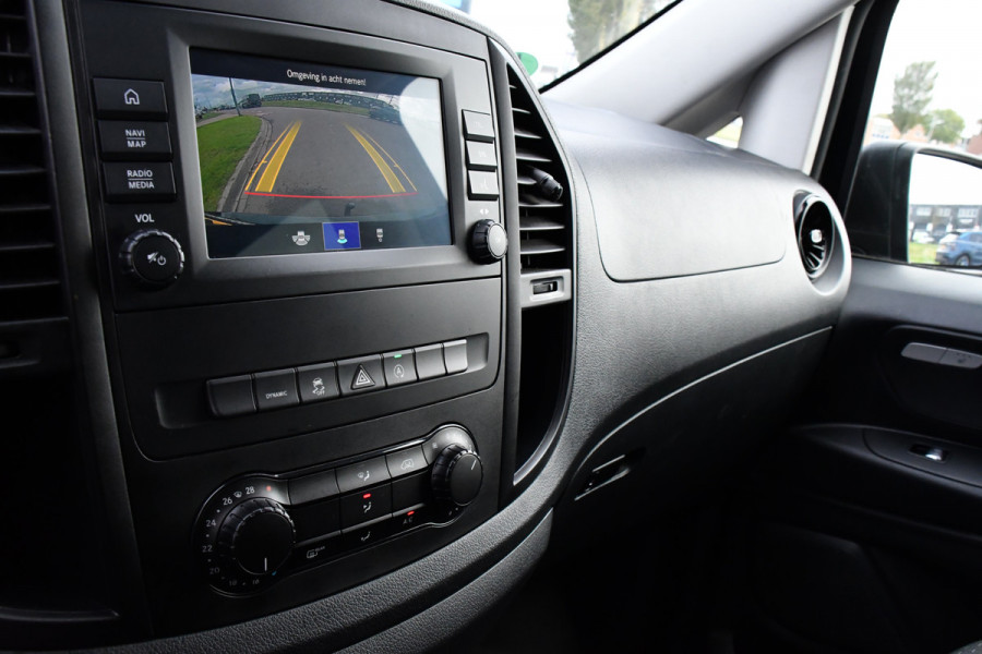 Mercedes-Benz Vito 119 CDI L2 DC Black Edition Camera, Cruise, LED, Carplay, Automaat, Stoelverwarming, 190pk, Trekhaak, Uniek! Mercedes-Benz Vito 119 CDI L2 DC Black Edition Camera, Cruise, LED, Carplay, Automaat, Stoelverwarming, 190pk, Trekhaak, Uniek!