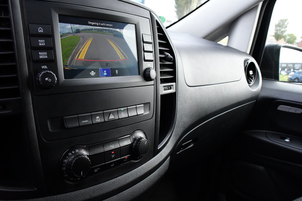 Mercedes-Benz Vito 119 CDI L2 DC Black Edition Camera, Cruise, LED, Carplay, Automaat, Stoelverwarming, 190pk, Trekhaak, Uniek! Mercedes-Benz Vito 119 CDI L2 DC Black Edition Camera, Cruise, LED, Carplay, Automaat, Stoelverwarming, 190pk, Trekhaak, Uniek!