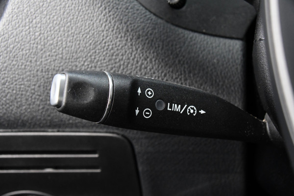 Mercedes-Benz Vito 119 CDI L2 DC Black Edition Camera, Cruise, LED, Carplay, Automaat, Stoelverwarming, 190pk, Trekhaak, Uniek! Mercedes-Benz Vito 119 CDI L2 DC Black Edition Camera, Cruise, LED, Carplay, Automaat, Stoelverwarming, 190pk, Trekhaak, Uniek!