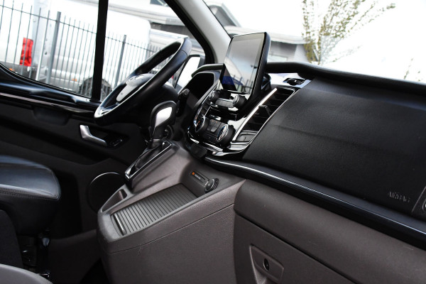 Ford Transit Custom 320 2.0 TDCI L2H1 Tourneo Adaptieve Cruise, 8 Persoons, Camera, 185pk, Carplay, Xenon, Leder, Full Options! Ford Transit Custom 320 2.0 TDCI L2H1 Tourneo Adaptieve Cruise, 8 Persoons, Camera, 185pk, Carplay, Xenon, Leder, Full Options!