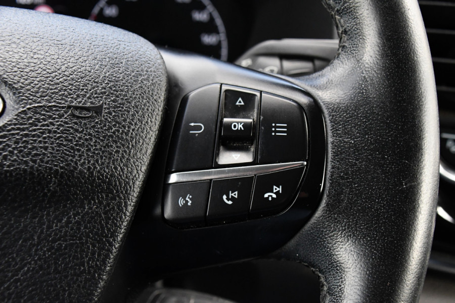 Ford Transit Custom 320 2.0 TDCI L2H1 Tourneo Adaptieve Cruise, 8 Persoons, Camera, 185pk, Carplay, Xenon, Leder, Full Options! Ford Transit Custom 320 2.0 TDCI L2H1 Tourneo Adaptieve Cruise, 8 Persoons, Camera, 185pk, Carplay, Xenon, Leder, Full Options!