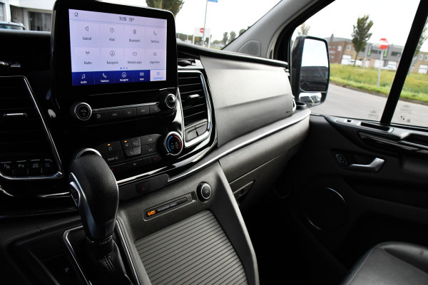 Ford Transit Custom 320 2.0 TDCI L2H1 Tourneo Adaptieve Cruise, 8 Persoons, Camera, 185pk, Carplay, Xenon, Leder, Full Options! Ford Transit Custom 320 2.0 TDCI L2H1 Tourneo Adaptieve Cruise, 8 Persoons, Camera, 185pk, Carplay, Xenon, Leder, Full Options!