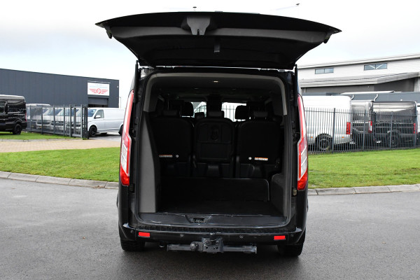 Ford Transit Custom 320 2.0 TDCI L2H1 Tourneo Adaptieve Cruise, 8 Persoons, Camera, 185pk, Carplay, Xenon, Leder, Full Options! Ford Transit Custom 320 2.0 TDCI L2H1 Tourneo Adaptieve Cruise, 8 Persoons, Camera, 185pk, Carplay, Xenon, Leder, Full Options!