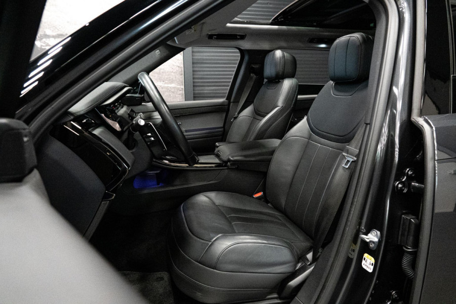 Land Rover Range Rover Sport D300 HSE Dynamic *Meridian / Luchtvering / Stoelventilatie / Panorama / HUD / Surround View* Land Rover Range Rover Sport D300 HSE Dynamic *Meridian / Luchtvering / Stoelventilatie / Panorama / HUD / Surround View*