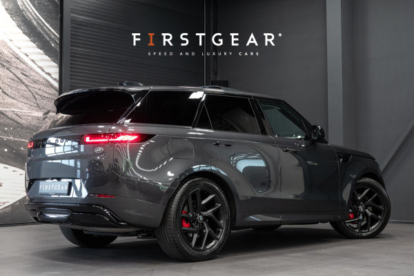 Land Rover Range Rover Sport D300 HSE Dynamic *Meridian / Luchtvering / Stoelventilatie / Panorama / HUD / Surround View* Land Rover Range Rover Sport D300 HSE Dynamic *Meridian / Luchtvering / Stoelventilatie / Panorama / HUD / Surround View*