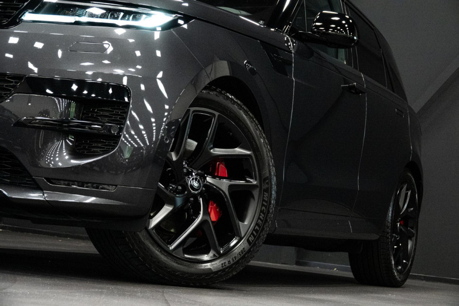 Land Rover Range Rover Sport D300 HSE Dynamic *Meridian / Luchtvering / Stoelventilatie / Panorama / HUD / Surround View* Land Rover Range Rover Sport D300 HSE Dynamic *Meridian / Luchtvering / Stoelventilatie / Panorama / HUD / Surround View*