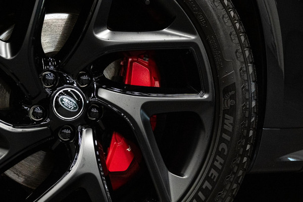 Land Rover Range Rover Sport D300 HSE Dynamic *Meridian / Luchtvering / Stoelventilatie / Panorama / HUD / Surround View* Land Rover Range Rover Sport D300 HSE Dynamic *Meridian / Luchtvering / Stoelventilatie / Panorama / HUD / Surround View*