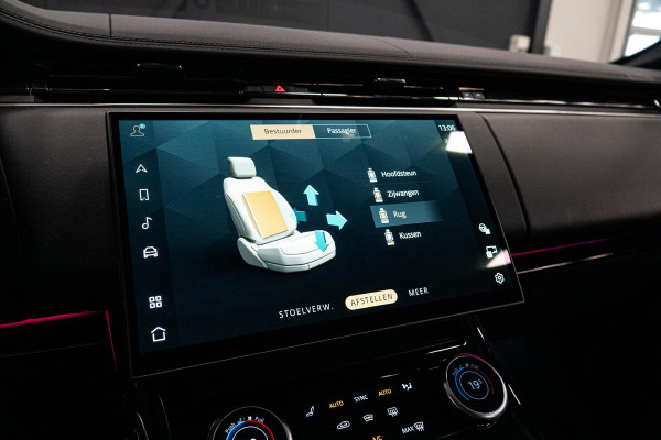 Land Rover Range Rover Sport D300 HSE Dynamic *Meridian / Luchtvering / Stoelventilatie / Panorama / HUD / Surround View* Land Rover Range Rover Sport D300 HSE Dynamic *Meridian / Luchtvering / Stoelventilatie / Panorama / HUD / Surround View*