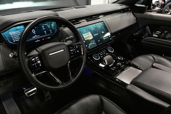 Land Rover Range Rover Sport D300 HSE Dynamic *Meridian / Luchtvering / Stoelventilatie / Panorama / HUD / Surround View* Land Rover Range Rover Sport D300 HSE Dynamic *Meridian / Luchtvering / Stoelventilatie / Panorama / HUD / Surround View*