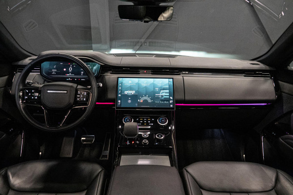 Land Rover Range Rover Sport D300 HSE Dynamic *Meridian / Luchtvering / Stoelventilatie / Panorama / HUD / Surround View* Land Rover Range Rover Sport D300 HSE Dynamic *Meridian / Luchtvering / Stoelventilatie / Panorama / HUD / Surround View*