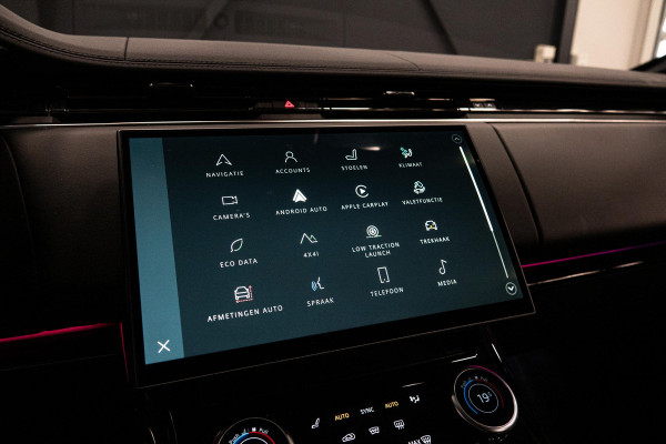 Land Rover Range Rover Sport D300 HSE Dynamic *Meridian / Luchtvering / Stoelventilatie / Panorama / HUD / Surround View* Land Rover Range Rover Sport D300 HSE Dynamic *Meridian / Luchtvering / Stoelventilatie / Panorama / HUD / Surround View*