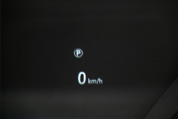 Land Rover Range Rover Sport D300 HSE Dynamic *Meridian / Luchtvering / Stoelventilatie / Panorama / HUD / Surround View* Land Rover Range Rover Sport D300 HSE Dynamic *Meridian / Luchtvering / Stoelventilatie / Panorama / HUD / Surround View*