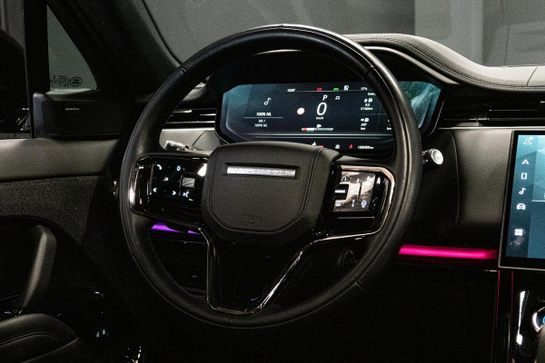 Land Rover Range Rover Sport D300 HSE Dynamic *Meridian / Luchtvering / Stoelventilatie / Panorama / HUD / Surround View* Land Rover Range Rover Sport D300 HSE Dynamic *Meridian / Luchtvering / Stoelventilatie / Panorama / HUD / Surround View*