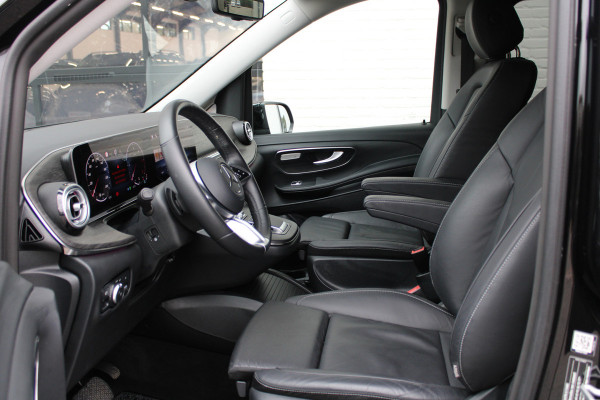 Mercedes-Benz V-Klasse 300d / XXL / DC / Edition / 2x Elec Schuifdeur / 360 Camera / Vol Opties / NIEUWSTAAT Mercedes-Benz V-Klasse 300d / XXL / DC / Edition / 2x Elec Schuifdeur / 360 Camera / Vol Opties / NIEUWSTAAT