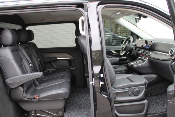Mercedes-Benz V-Klasse 300d / XXL / DC / Edition / 2x Elec Schuifdeur / 360 Camera / Vol Opties / NIEUWSTAAT Mercedes-Benz V-Klasse 300d / XXL / DC / Edition / 2x Elec Schuifdeur / 360 Camera / Vol Opties / NIEUWSTAAT