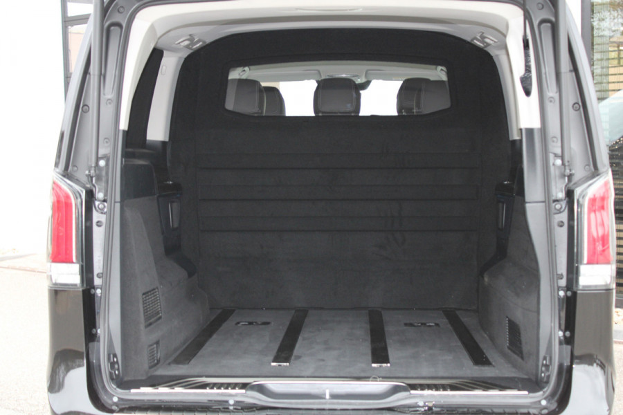 Mercedes-Benz V-Klasse 300d / XXL / DC / Edition / 2x Elec Schuifdeur / 360 Camera / Vol Opties / NIEUWSTAAT Mercedes-Benz V-Klasse 300d / XXL / DC / Edition / 2x Elec Schuifdeur / 360 Camera / Vol Opties / NIEUWSTAAT