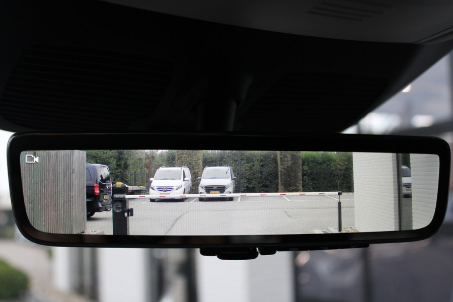 Mercedes-Benz V-Klasse 300d / XXL / DC / Edition / 2x Elec Schuifdeur / 360 Camera / Vol Opties / NIEUWSTAAT Mercedes-Benz V-Klasse 300d / XXL / DC / Edition / 2x Elec Schuifdeur / 360 Camera / Vol Opties / NIEUWSTAAT