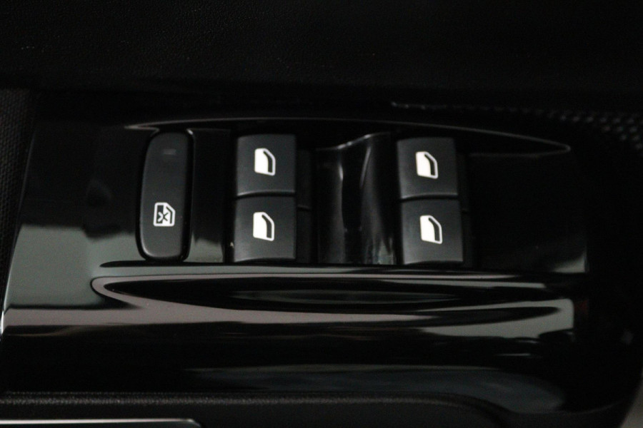 Citroën C3 1.2 PureTech S&S Shine (ACHTERUITRIJCAMERA, LANE-ASSIST, CRUISE CONTROL, NAVIGATIE)