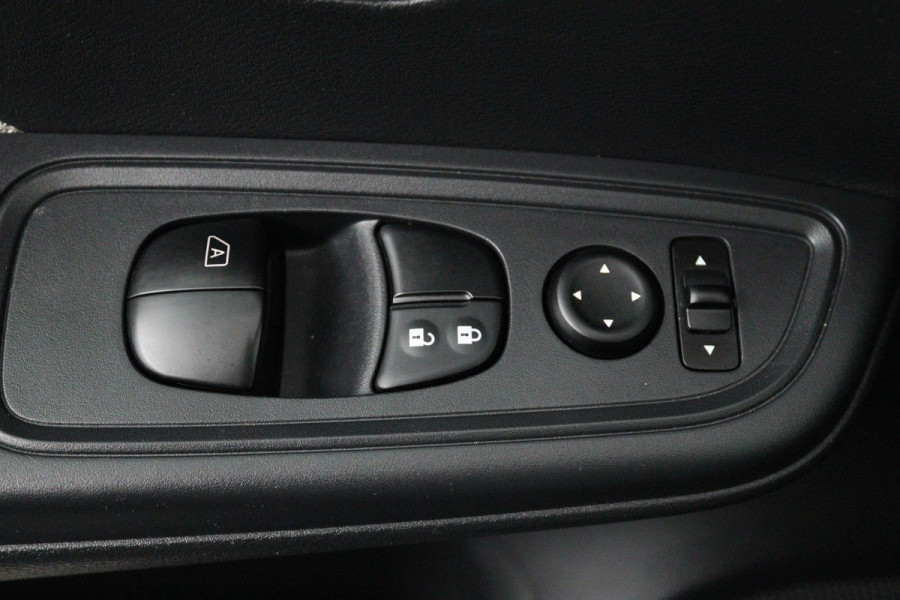 Nissan Micra 1.0L Acenta (PARKEERSENSOREN, ACHTERUITRIJCAMERA, CRUISE CONTROL, NAVIGATIE, BOSE AUDIO, GOED ONDERHOUDEN) Nissan Micra 1.0L Acenta (PARKEERSENSOREN, ACHTERUITRIJCAMERA, CRUISE CONTROL, NAVIGATIE, BOSE AUDIO, GOED ONDERHOUDEN)