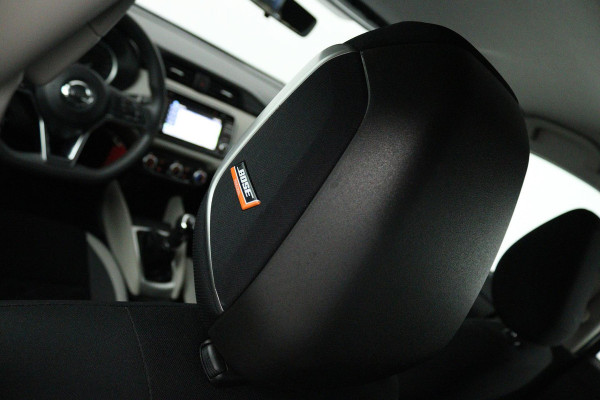 Nissan Micra 1.0L Acenta (PARKEERSENSOREN, ACHTERUITRIJCAMERA, CRUISE CONTROL, NAVIGATIE, BOSE AUDIO, GOED ONDERHOUDEN) Nissan Micra 1.0L Acenta (PARKEERSENSOREN, ACHTERUITRIJCAMERA, CRUISE CONTROL, NAVIGATIE, BOSE AUDIO, GOED ONDERHOUDEN)