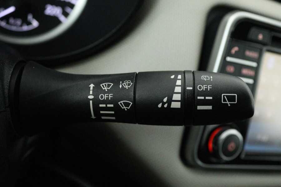 Nissan Micra 1.0L Acenta (PARKEERSENSOREN, ACHTERUITRIJCAMERA, CRUISE CONTROL, NAVIGATIE, BOSE AUDIO, GOED ONDERHOUDEN) Nissan Micra 1.0L Acenta (PARKEERSENSOREN, ACHTERUITRIJCAMERA, CRUISE CONTROL, NAVIGATIE, BOSE AUDIO, GOED ONDERHOUDEN)