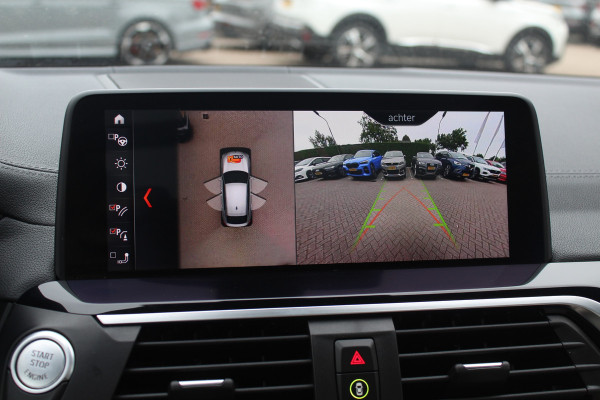 BMW X4 M40i High Executive / Trekhaak / Panoramadak / Camera / Head-up / Luxe Leder / 21'' / Harman Kardon / Navigatie / Stuur+Stoelverwarming / DAB / Dodehoek / Cruise Control BMW X4 M40i High Executive / Trekhaak / Panoramadak / Camera / Head-up / Luxe Leder / 21'' / Harman Kardon / Navigatie / Stuur+Stoelverwarming / DAB / Dodehoek / Cruise Control