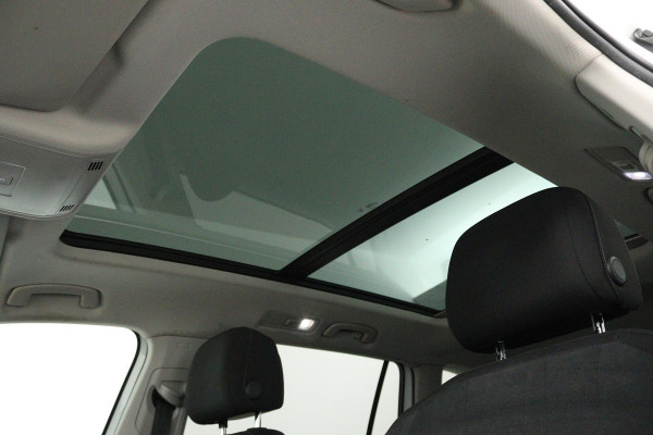 Volkswagen Tiguan Allspace 1.4 TSI Comfortline Business 7p. (PANORAMADAK, TREKHAAK, CAMERA, STOELVERWARMING, DIGITALE COCKPIT) Volkswagen Tiguan Allspace 1.4 TSI Comfortline Business 7p. (PANORAMADAK, TREKHAAK, CAMERA, STOELVERWARMING, DIGITALE COCKPIT)