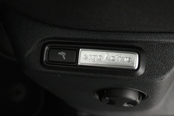 Volkswagen Tiguan Allspace 1.4 TSI Comfortline Business 7p. (PANORAMADAK, TREKHAAK, CAMERA, STOELVERWARMING, DIGITALE COCKPIT) Volkswagen Tiguan Allspace 1.4 TSI Comfortline Business 7p. (PANORAMADAK, TREKHAAK, CAMERA, STOELVERWARMING, DIGITALE COCKPIT)