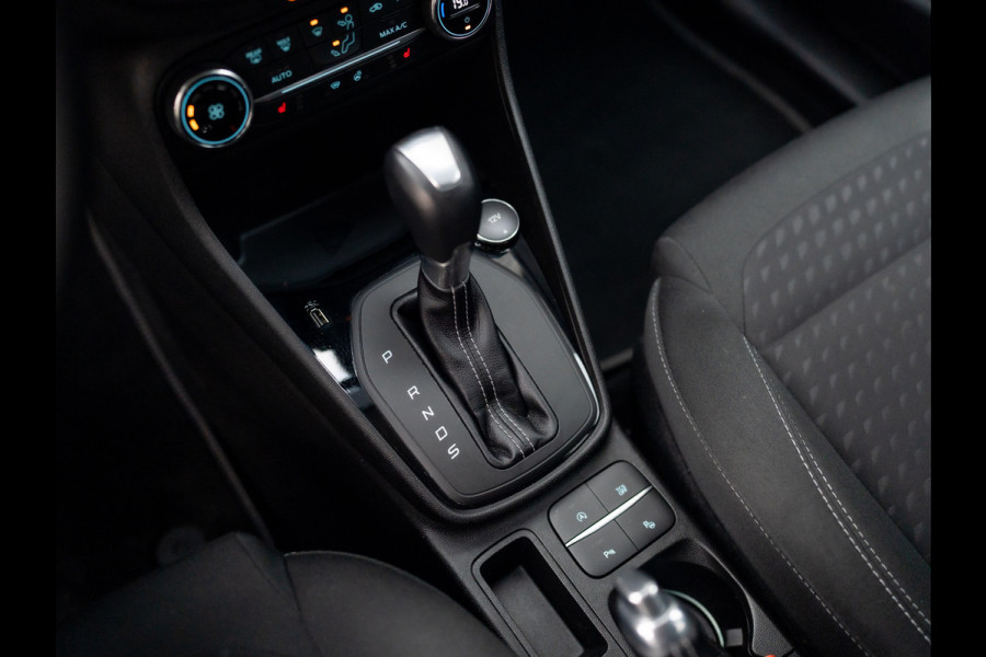 Ford Fiesta 1.0 EcoB. Aut. Titanium | Trekhaak | Stoel & Stuur verw. | Camera | Navi | PDC V&A | Prijs Rijklaar!! Ford Fiesta 1.0 EcoB. Aut. Titanium | Trekhaak | Stoel & Stuur verw. | Camera | Navi | PDC V&A | Prijs Rijklaar!!