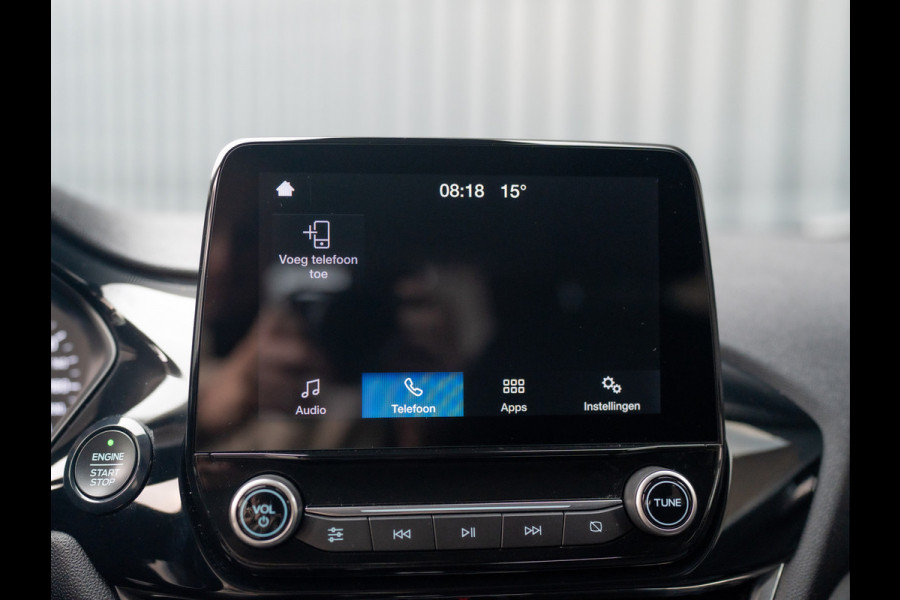 Ford Fiesta 1.0 EcoB. Aut. Titanium | Trekhaak | Stoel & Stuur verw. | Camera | Navi | PDC V&A | Prijs Rijklaar!! Ford Fiesta 1.0 EcoB. Aut. Titanium | Trekhaak | Stoel & Stuur verw. | Camera | Navi | PDC V&A | Prijs Rijklaar!!