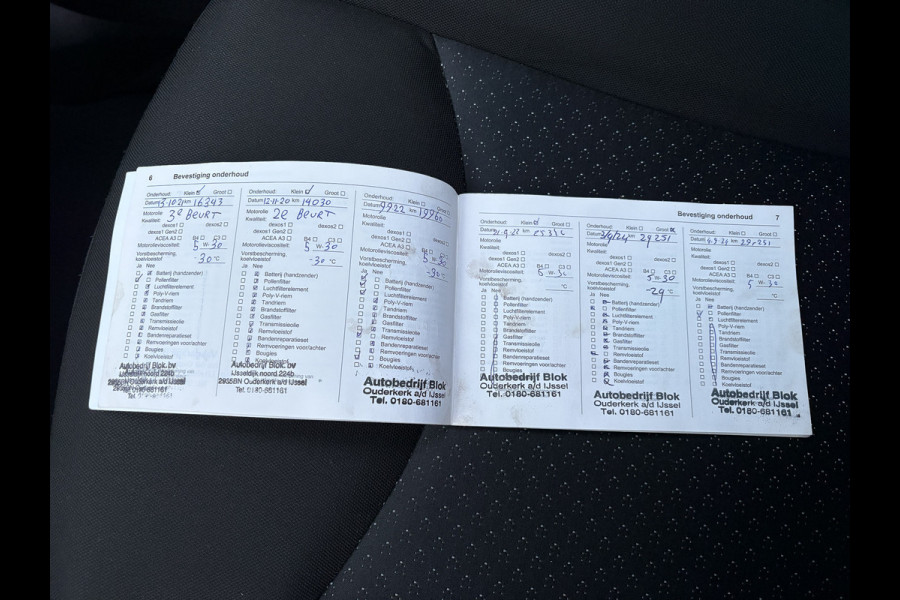 Opel KARL 1.0 Edition | Parkeersensoren | Bluetooth | Cruise Control | Prijs Rijklaar!! Opel KARL 1.0 Edition | Parkeersensoren | Bluetooth | Cruise Control | Prijs Rijklaar!!