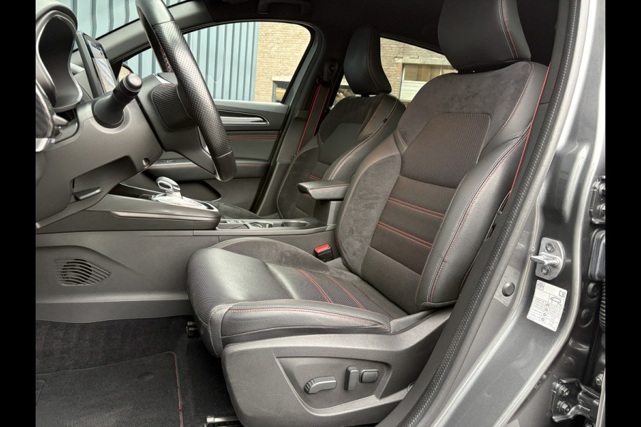 Renault Arkana 1.6 E-Tech Hybrid 145 R.S. Line | Adapt. Cr. | Camera | Stoel & Stuur verw. | Prijs Rijklaar!! Renault Arkana 1.6 E-Tech Hybrid 145 R.S. Line | Adapt. Cr. | Camera | Stoel & Stuur verw. | Prijs Rijklaar!!