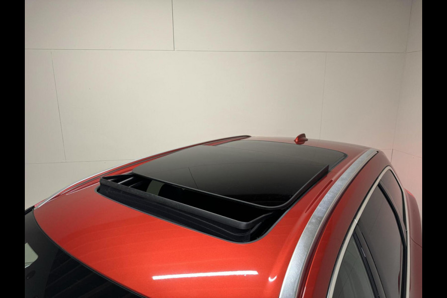 Volvo XC60 2.0 T8 Twin Engine AWD Pano Memory 360° HUD Autopilot Carplay Trekh.