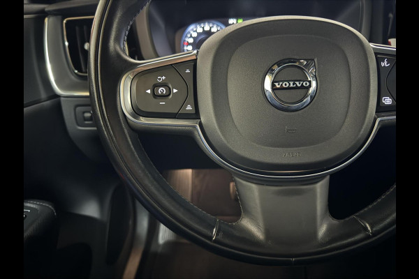 Volvo XC60 2.0 T8 Twin Engine AWD Pano Memory 360° HUD Autopilot Carplay Trekh.