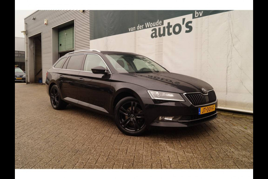 Škoda Superb Combi 1.6 TDI Ambition Bns -NAVI-XENON-ECC-PDC-