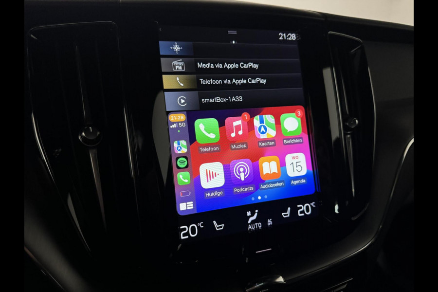 Volvo XC60 2.0 T8 Twin Engine AWD Pano Memory 360° HUD Autopilot Carplay Trekh.