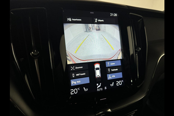 Volvo XC60 2.0 T8 Twin Engine AWD Pano Memory 360° HUD Autopilot Carplay Trekh.