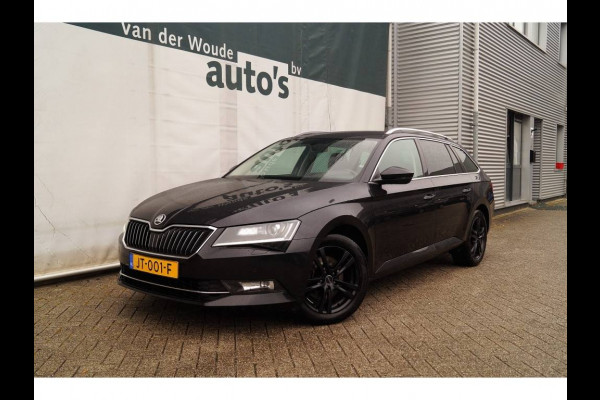 Škoda Superb Combi 1.6 TDI Ambition Bns -NAVI-XENON-ECC-PDC-