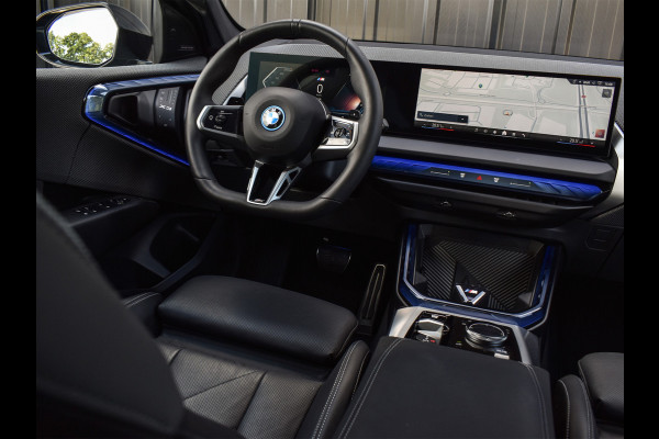 BMW X3 30e xDRIVE | M-SPORT PRO | ADAPTIVE SUSPENSION | PANORAMADAK | DRIVING ASSISTANT PLUS | COMFORT ACCESS | TREKHAAK | ICONIC GLOW