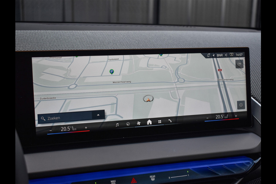 BMW X3 30e xDRIVE | M-SPORT PRO | ADAPTIVE SUSPENSION | PANORAMADAK | DRIVING ASSISTANT PLUS | COMFORT ACCESS | TREKHAAK | ICONIC GLOW