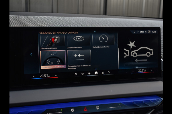 BMW X3 30e xDRIVE | M-SPORT PRO | ADAPTIVE SUSPENSION | PANORAMADAK | DRIVING ASSISTANT PLUS | COMFORT ACCESS | TREKHAAK | ICONIC GLOW