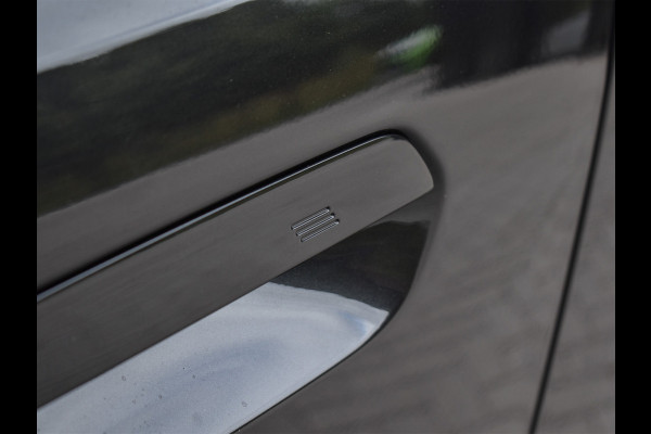 BMW X3 30e xDRIVE | M-SPORT PRO | ADAPTIVE SUSPENSION | PANORAMADAK | DRIVING ASSISTANT PLUS | COMFORT ACCESS | TREKHAAK | ICONIC GLOW