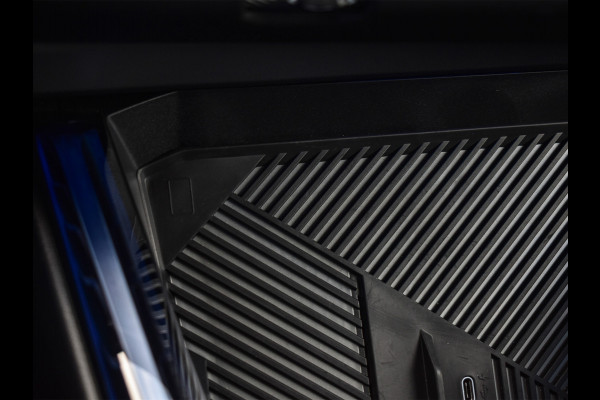 BMW X3 30e xDRIVE | M-SPORT PRO | ADAPTIVE SUSPENSION | PANORAMADAK | DRIVING ASSISTANT PLUS | COMFORT ACCESS | TREKHAAK | ICONIC GLOW