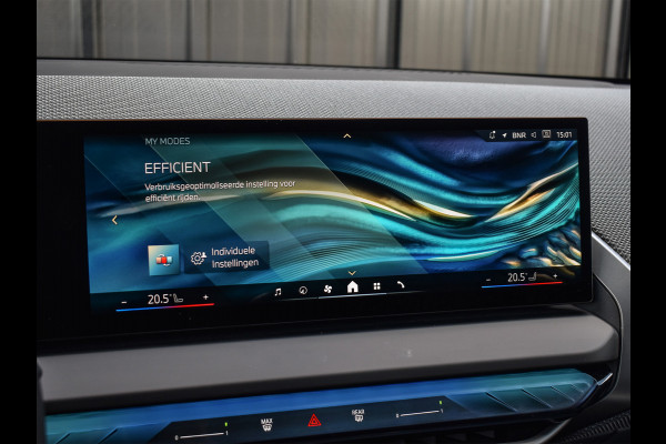 BMW X3 30e xDRIVE | M-SPORT PRO | ADAPTIVE SUSPENSION | PANORAMADAK | DRIVING ASSISTANT PLUS | COMFORT ACCESS | TREKHAAK | ICONIC GLOW