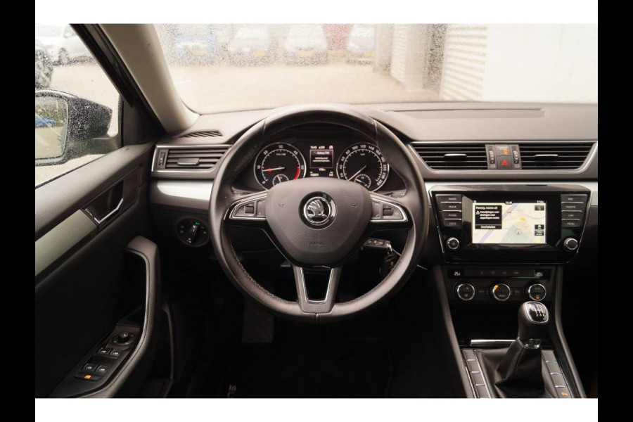 Škoda Superb Combi 1.6 TDI Ambition Bns -NAVI-XENON-ECC-PDC-